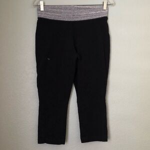 TALBOTS Black and Gray Cropped Leggings Small Petite